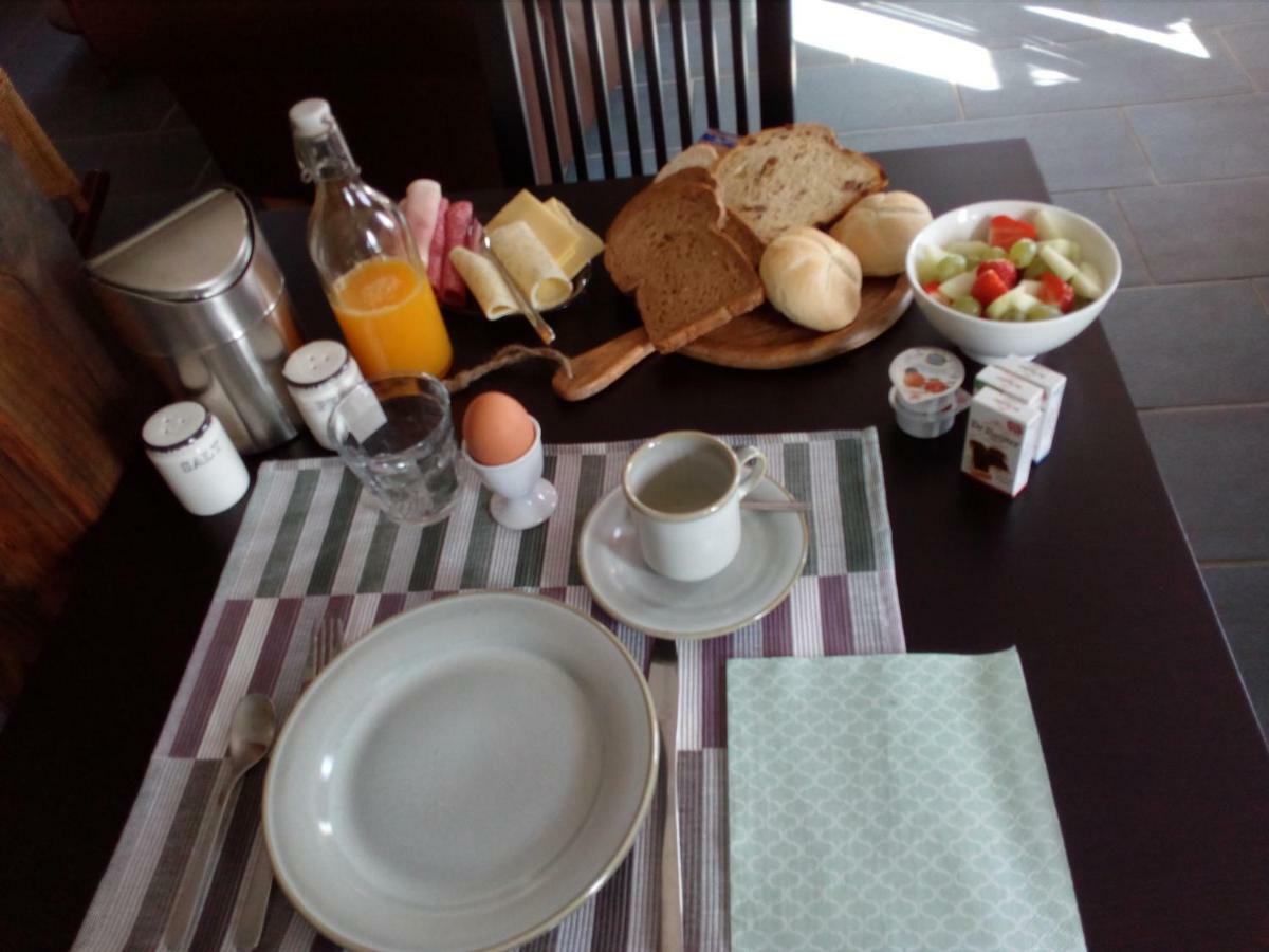 Bed and Breakfast Langs De Maas à Boxmeer Extérieur photo